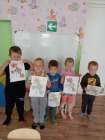 Провели ООД "Листья осенью" Провели ООД "Листья осенью".